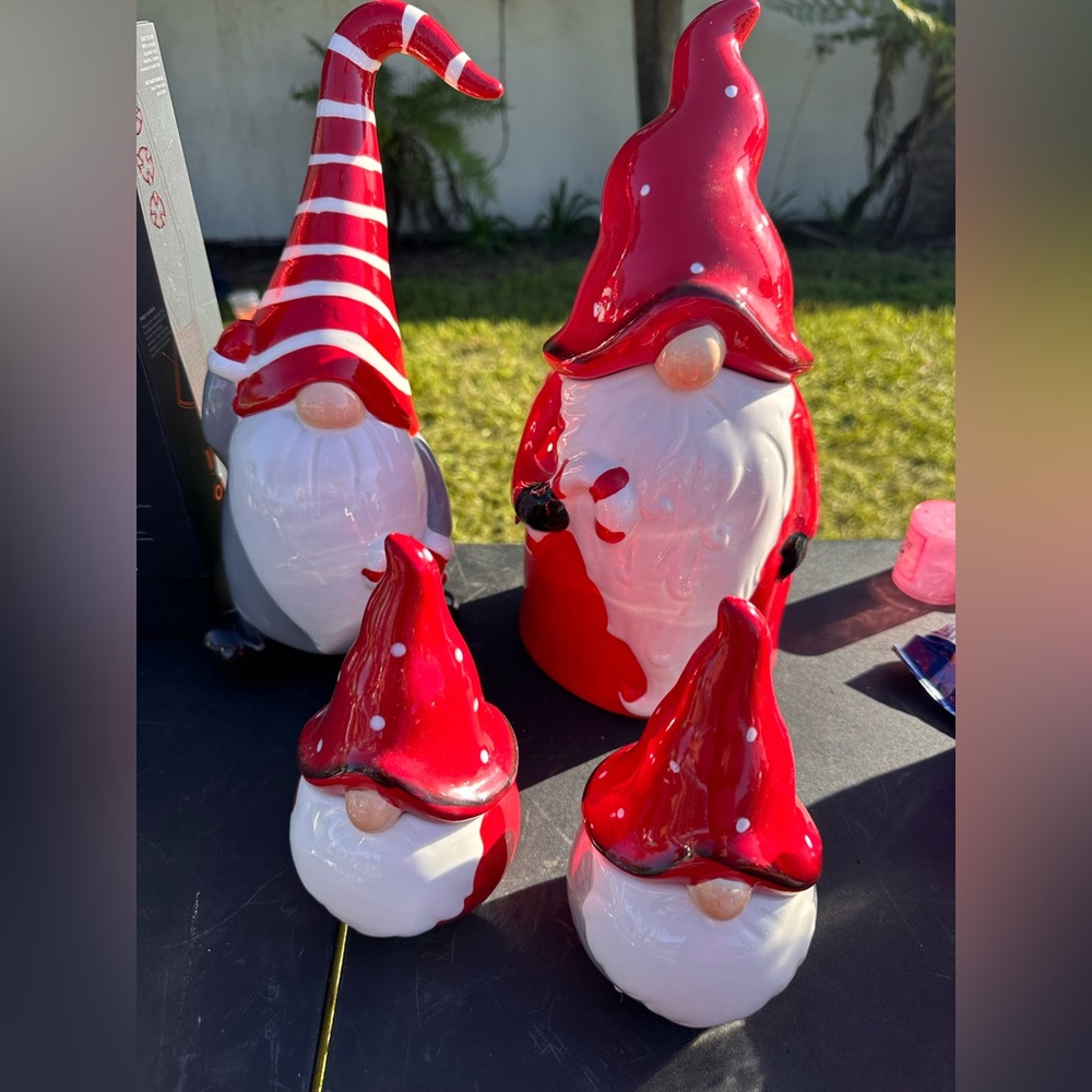 Gnomes
